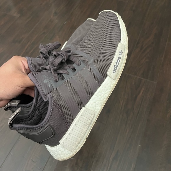 Adidas NMD R1 - Picture 1 of 5